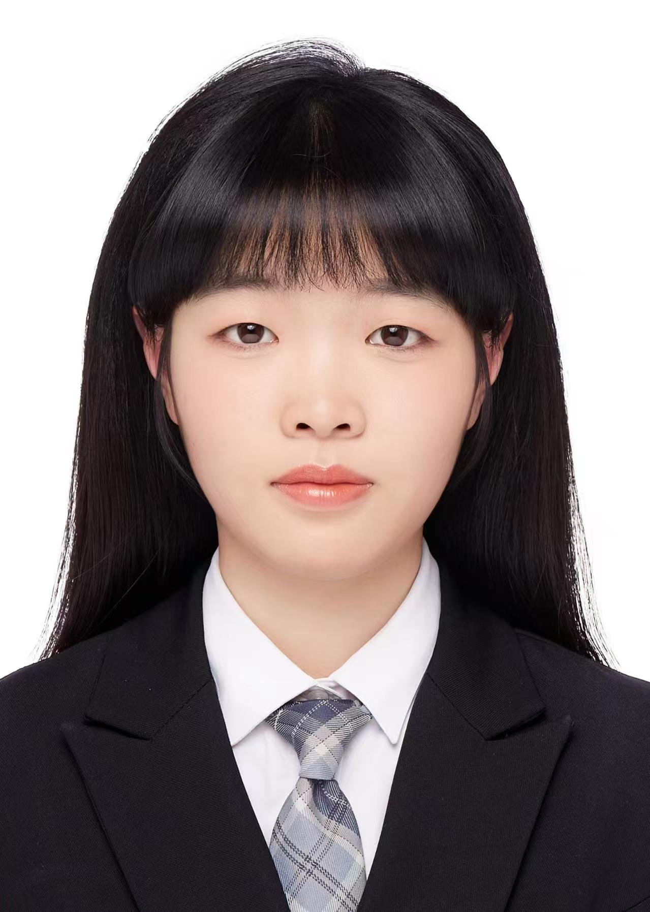 贾雨萌